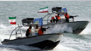 iranianSpeedBoats-small.jpg