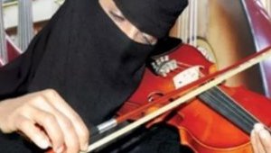 saudiMusicBazaar_111917.jpg
