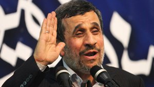 ahmadiNejad_11262017.jpg