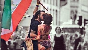 azadiKiss_060918.jpg