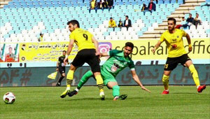 isfahan_football.jpg
