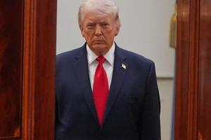 trumpiw.jpg